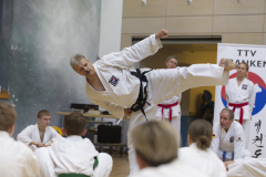 EKF2834