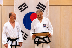 EKF3042